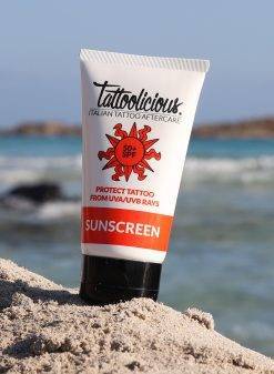 crema solare per tatuaggi