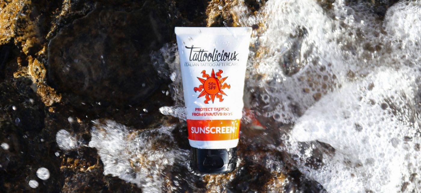 crema solare per tatuaggi